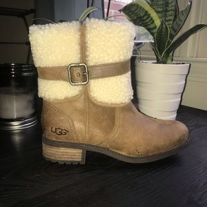 Blayre II UGG boots